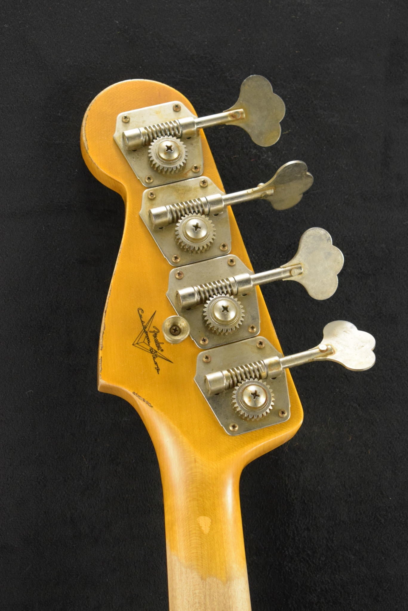 Fender 1961 Jazz Bass Heavy Relic 3-Color Sunburst 3A Rosewood