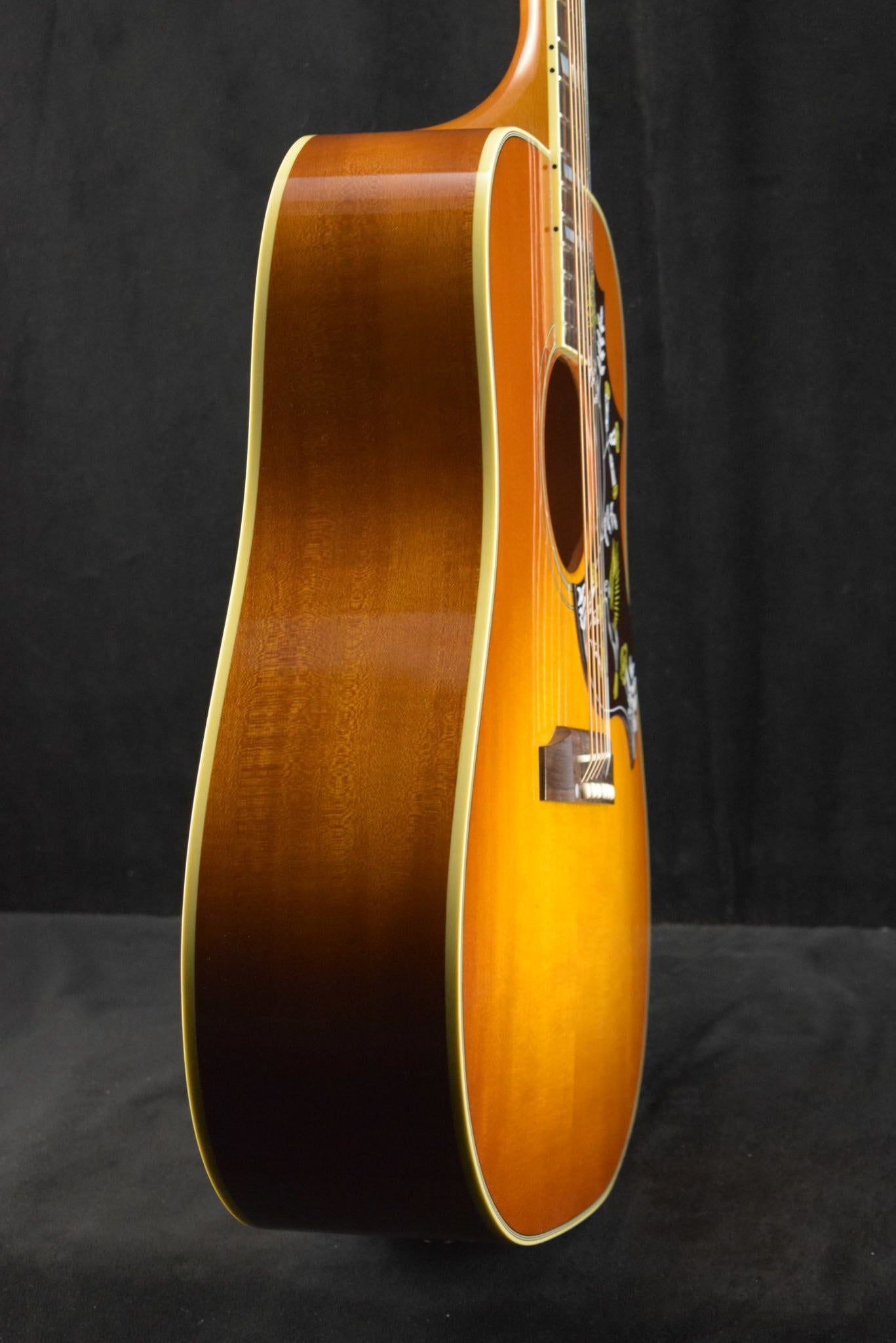 Gibson Hummingbird Original Heritage Cherry Sunburst