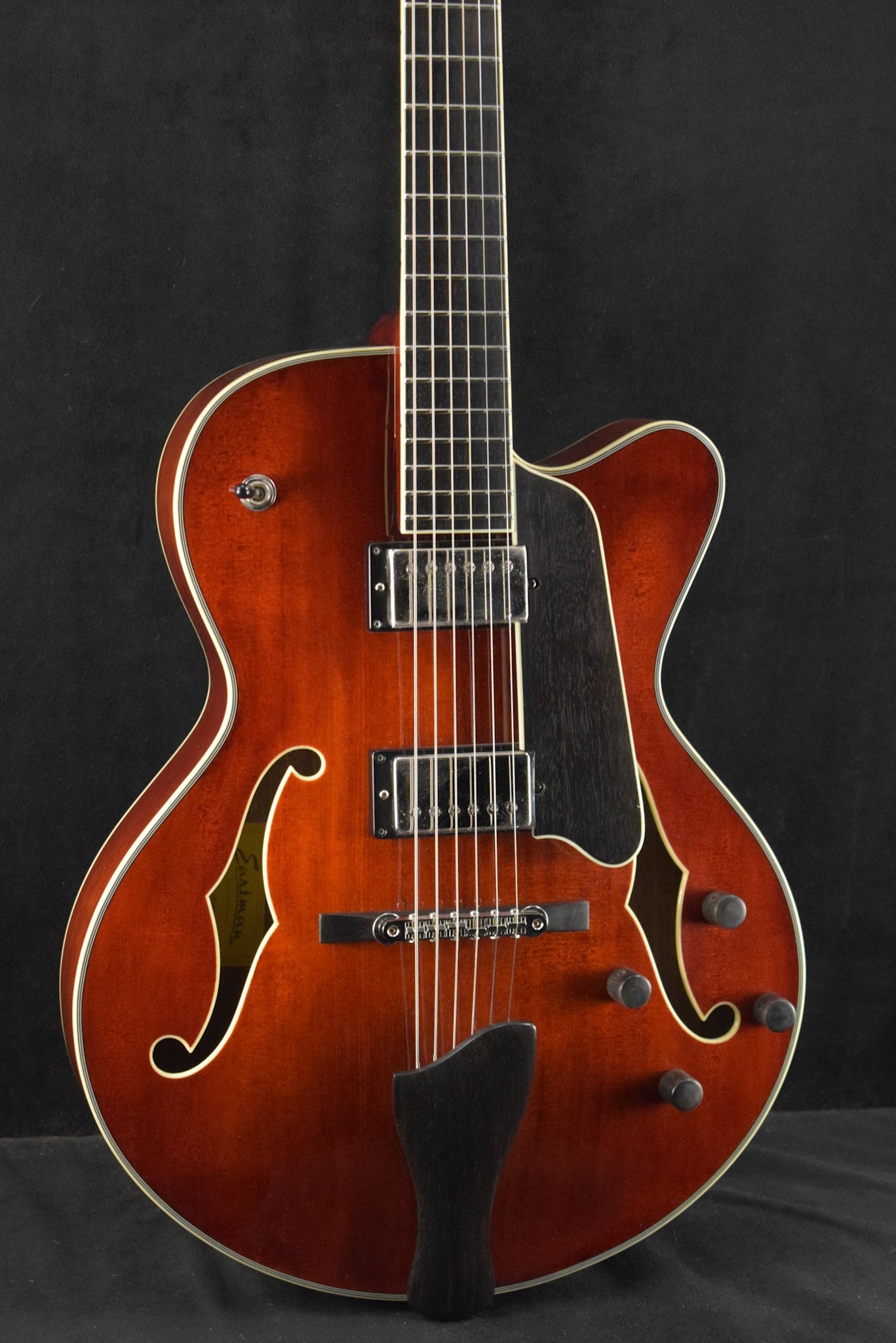 Eastman AR603CED-15 15" Archtop Seymour Duncan Pickups All Solid Wood Classic Truetone Gloss