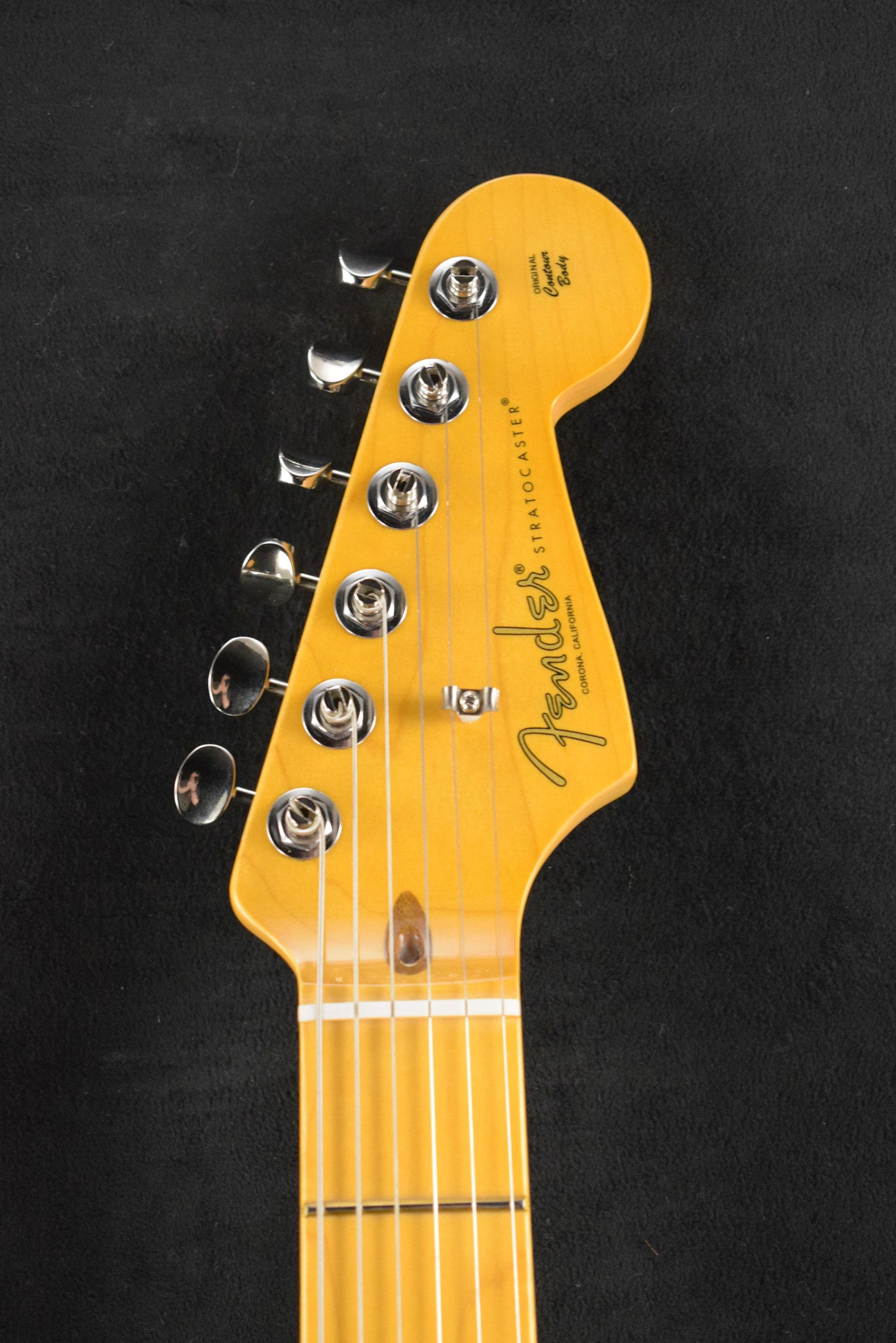 Fender American Professional Classic Stratocaster HSS 3-Color Sunburst Maple Fingerboard