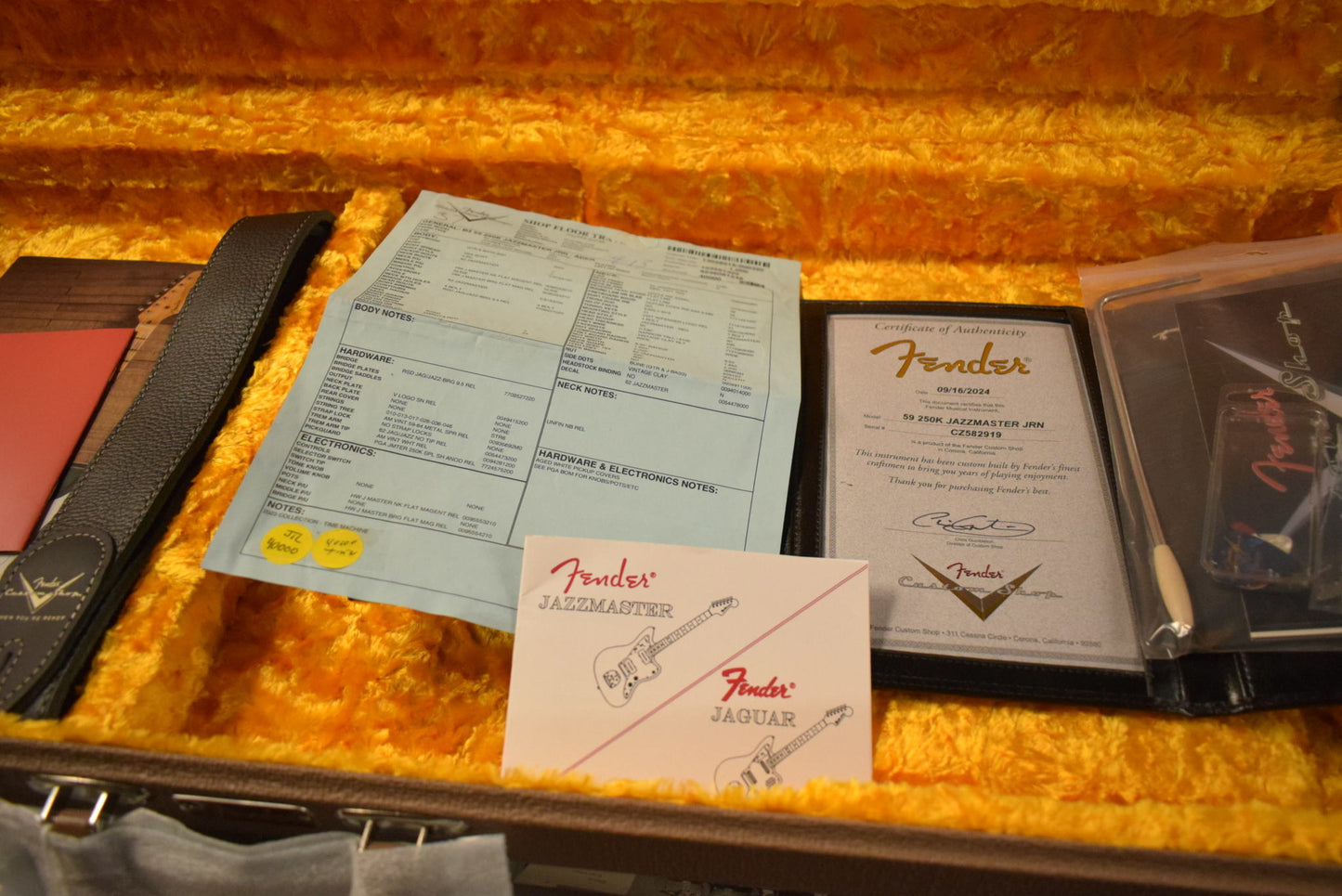 Fender Custom Shop '59 Jazzmaster Journeyman Relic - Aged Dakota Red