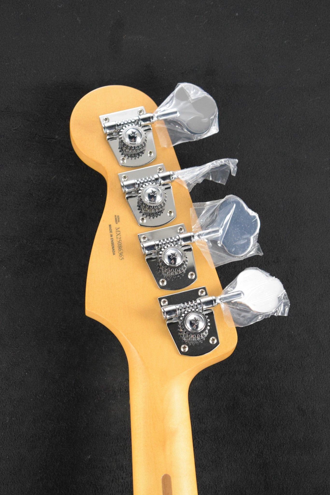 Fender Player II Jazz Bass 3-Color Sunburst Rosewood Fingerboard