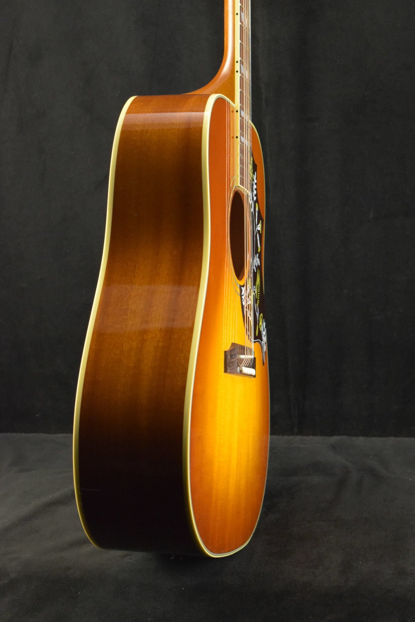 Gibson Hummingbird Original Heritage Cherry Sunburst