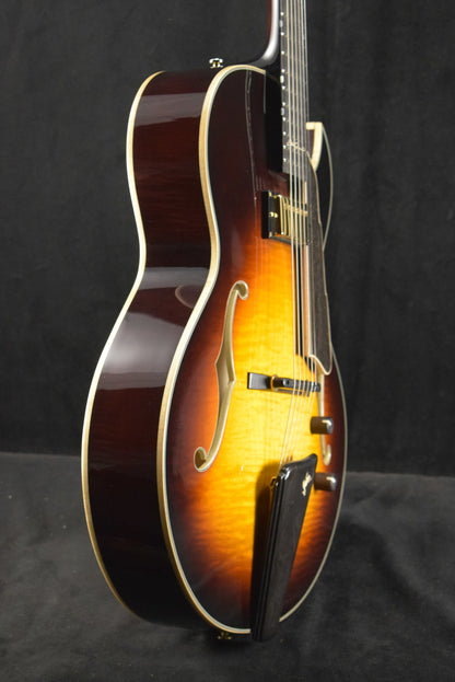 Eastman AR480CE-SB John Pisano 30th Anniversary Archtop Sunburst Truetone Gloss