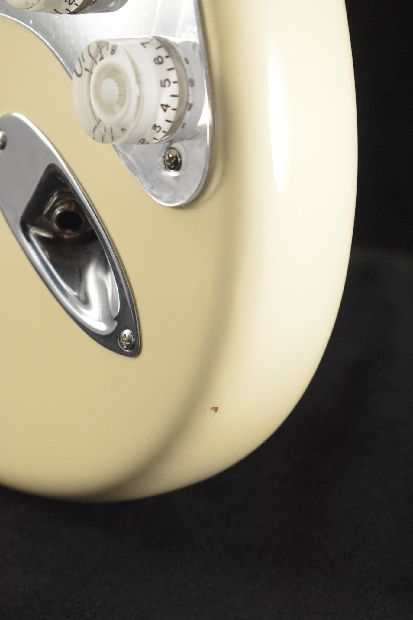 Fender Nile Rodgers Hitmaker Stratocaster Olympic White Maple Fingerboard