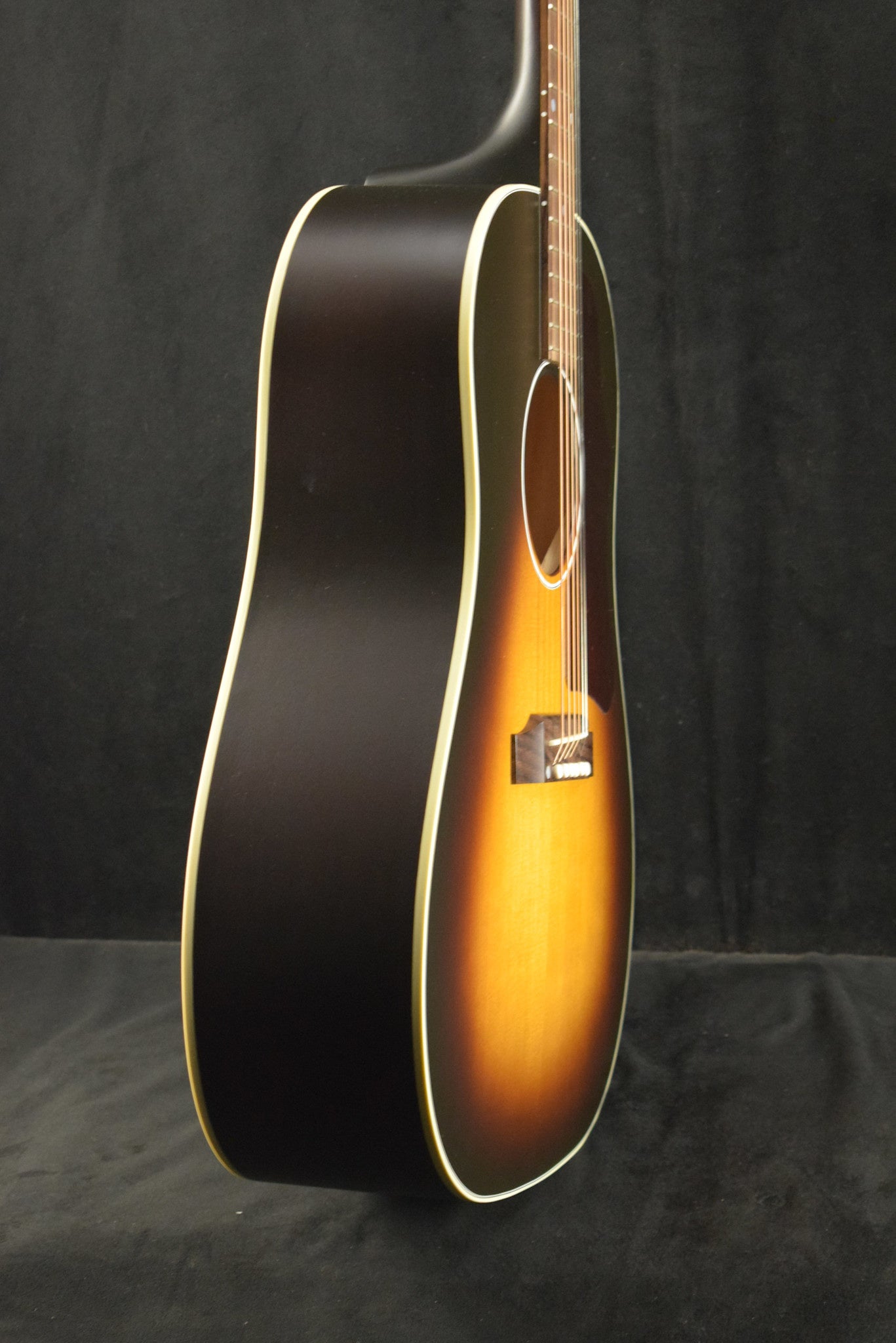 Gibson J-45 Faded 50s Vintage Sunburst