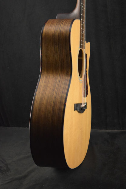 Eastman AC222CE Acoustic Electric Grand Auditorium Natural Truetone Satin
