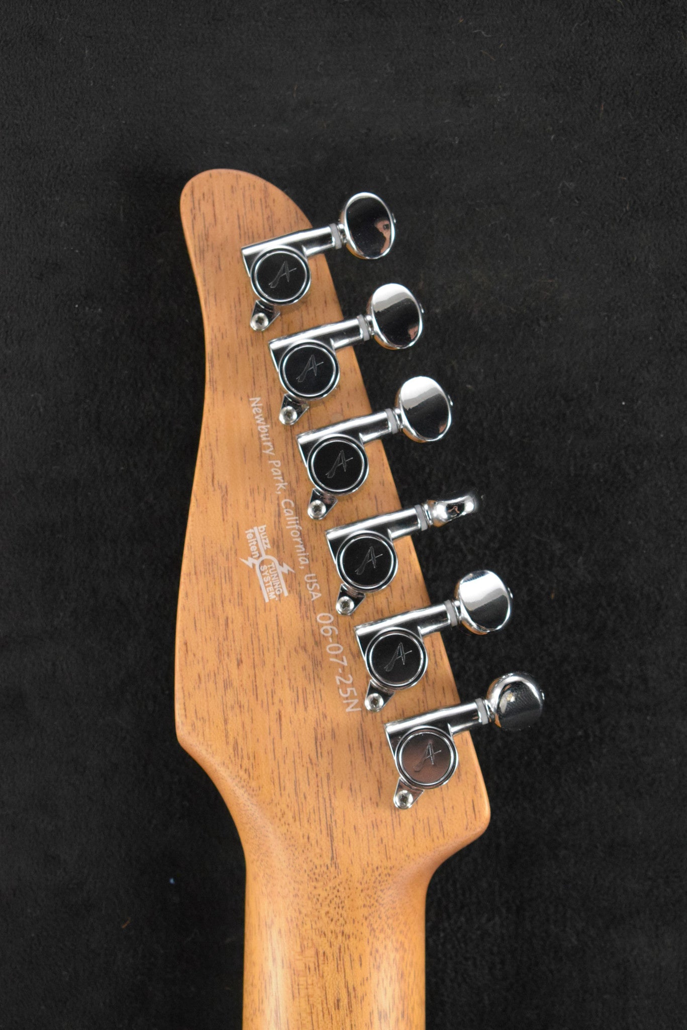 Tom Anderson Crowdster Plus 2 Natural Mocha with Binding