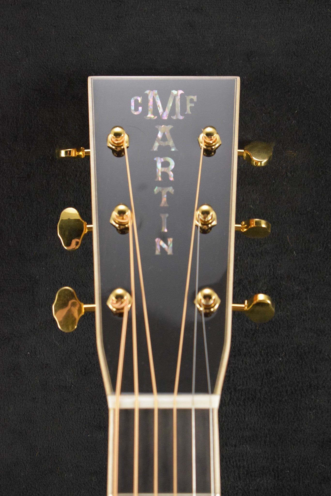 Martin Custom Shop OM Auditorium Flamed Myrtlewood Italian Alpine Spruce Natural Gloss