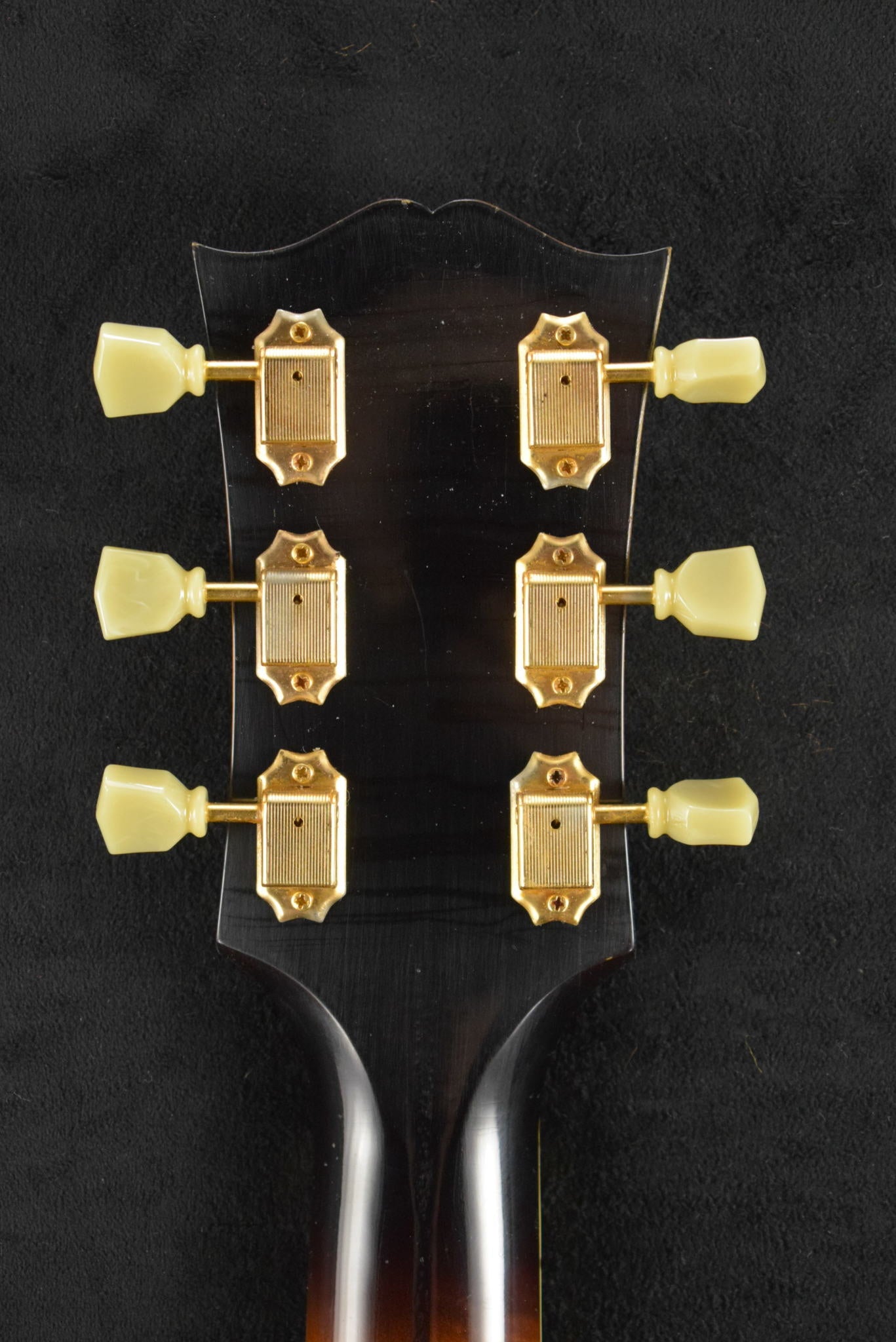 Gibson Murphy Lab 1957 SJ-200 Vintage Sunburst Light Aged