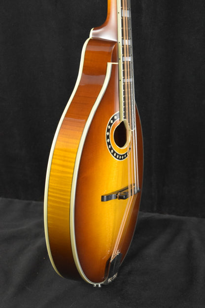 Eastman MD604-GB A-Style Oval-Hole Electric Mandolin Gold Burst