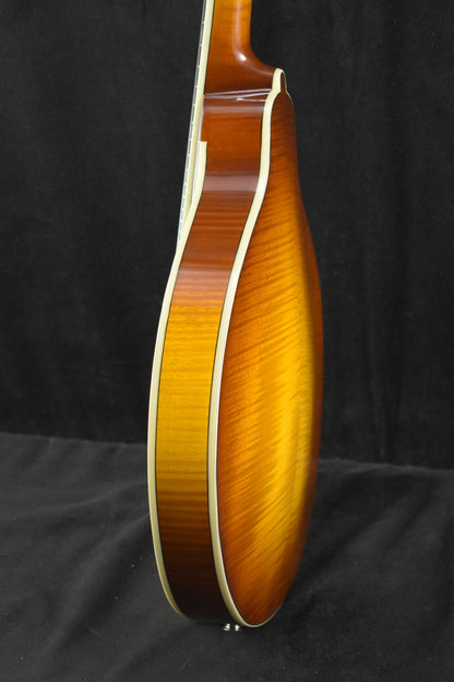 Eastman MD604-GB A-Style Oval-Hole Electric Mandolin Gold Burst