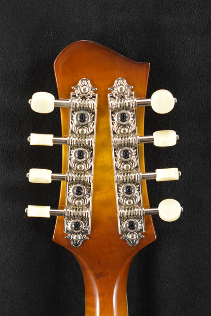 Eastman MD604-GB A-Style Oval-Hole Electric Mandolin Gold Burst