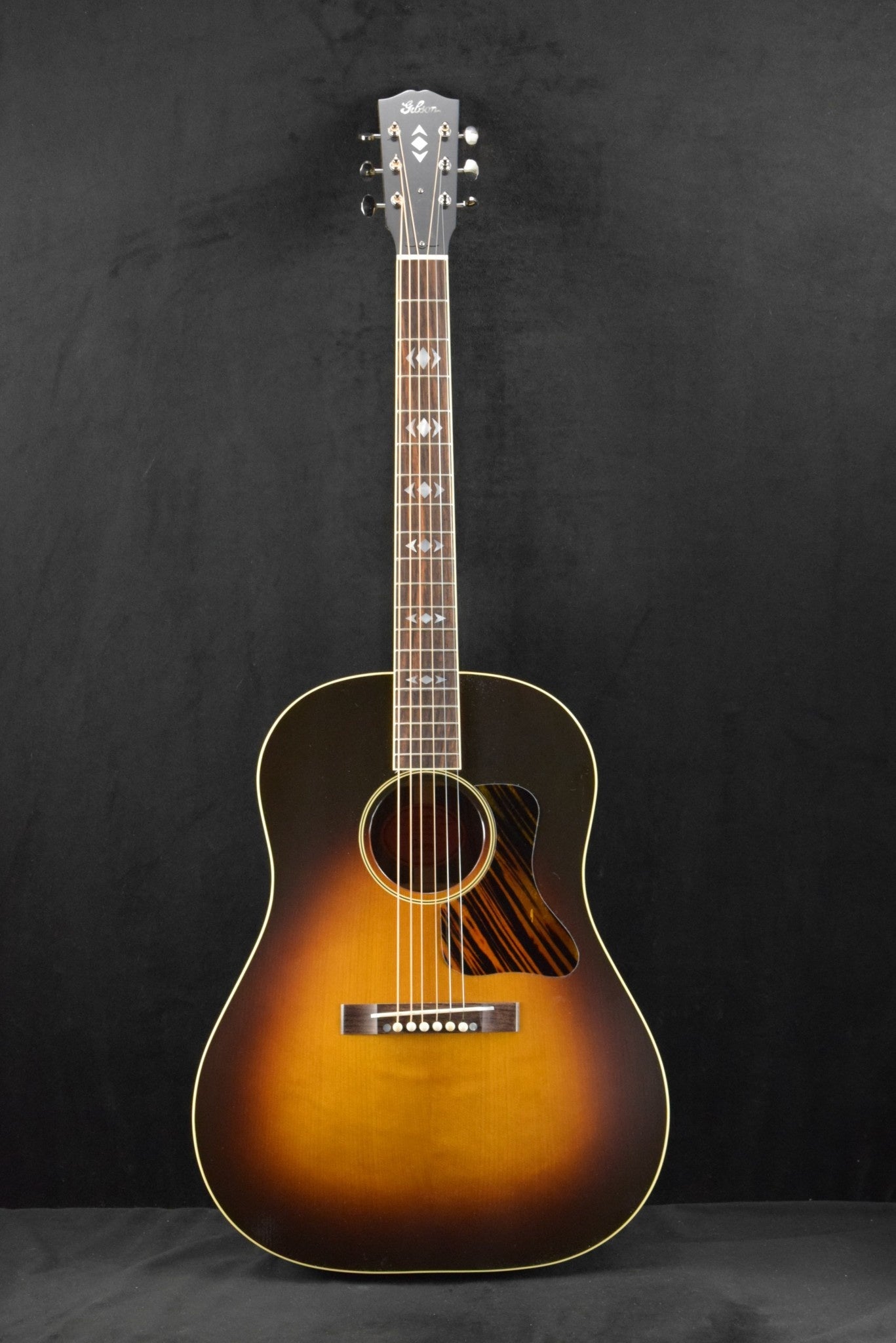 Gibson Custom Shop 1936 Advanced Jumbo Vintage Sunburst