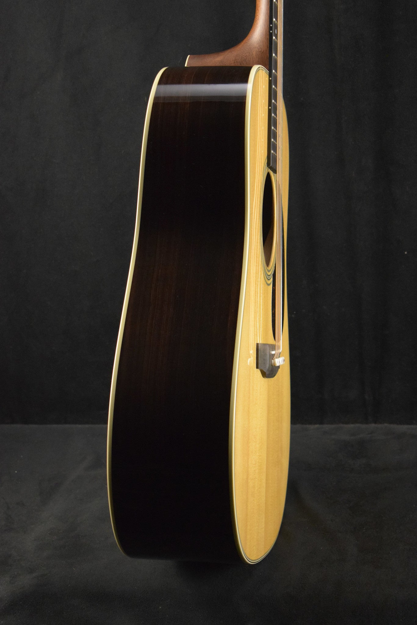 Martin D-28 Natural Gloss
