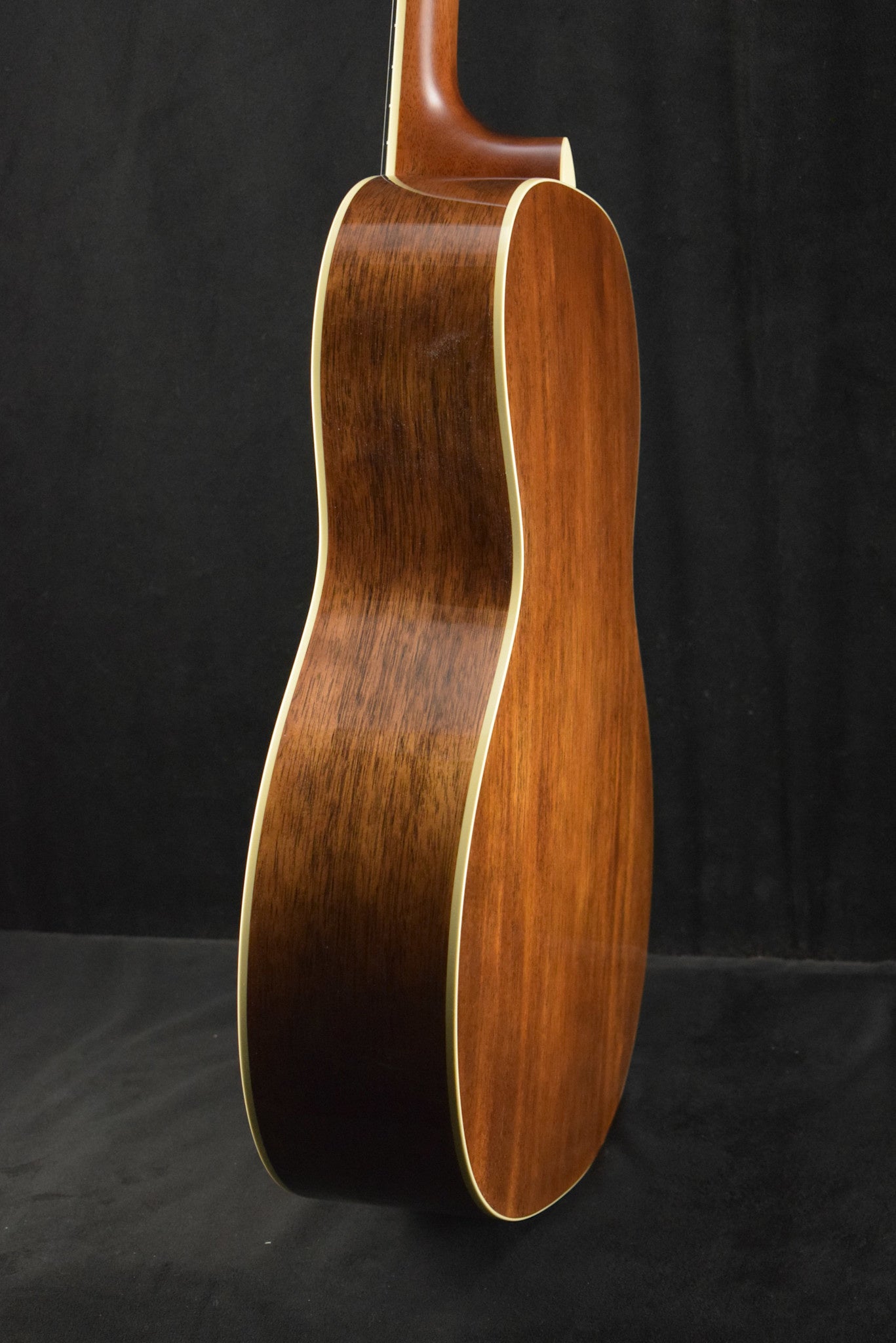 Martin Custom Shop 00 Grand Concert Slope Shoulder Mahogany Natural Gloss