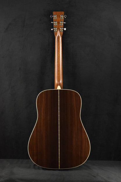 Martin D-28 Natural Gloss