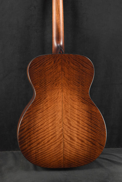 Eastman E10OM-TC-SB Orchestra Model Thermo-Cured Adirondack Spruce Top Sunburst Truetone Gloss