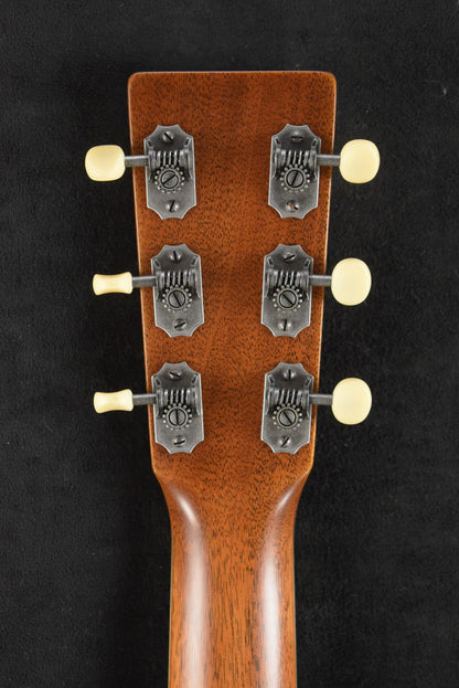 Martin Custom Shop 00 Grand Concert Slope Shoulder Mahogany Natural Gloss