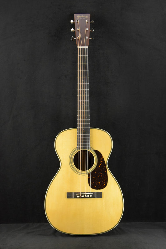 Martin Custom Shop 0 Concert Madagascar Rosewood Adirondack Spruce Natural Gloss