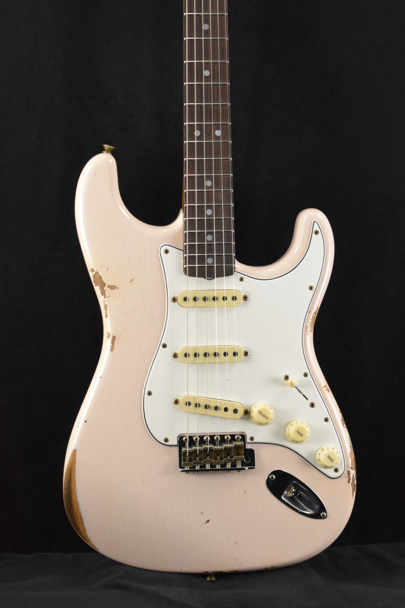 Fender Limited Edition '64 Stratocaster Relic - Super Faded Aged Shell Pink