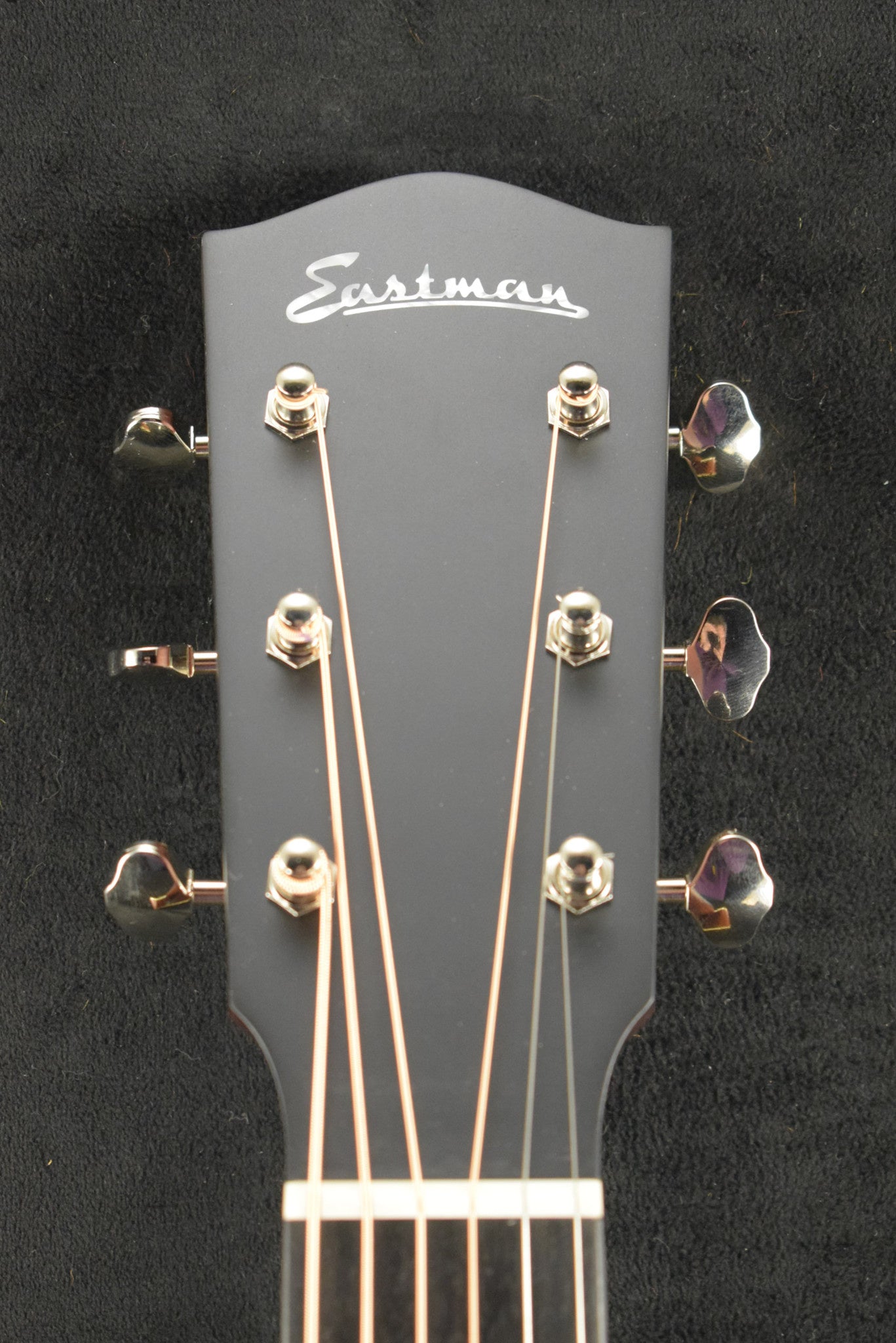 Eastman E10OOSS-TC Concert Sloped-Shoulder Thermo-Cure Sunburst Truetone Gloss