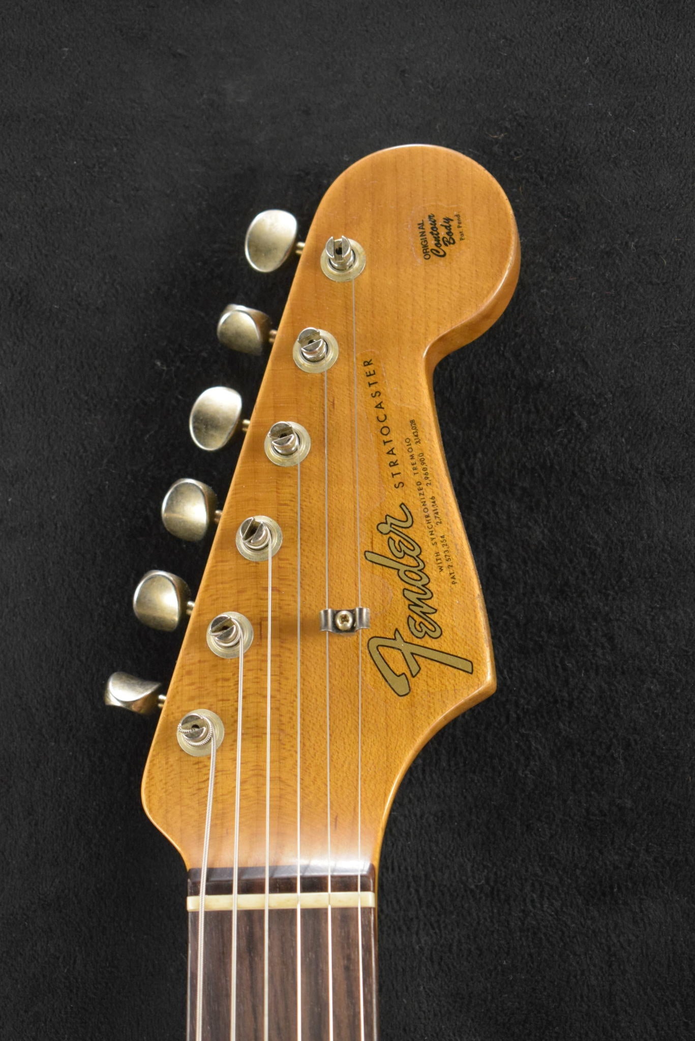 Fender Limited Edition '64 Stratocaster Relic - Super Faded Aged Shell Pink