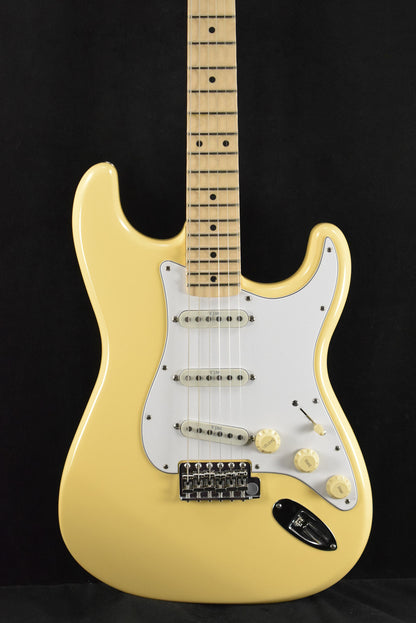 Fender Yngwie Malmsteen Stratocaster Vintage White Scalloped Maple Fingerboard
