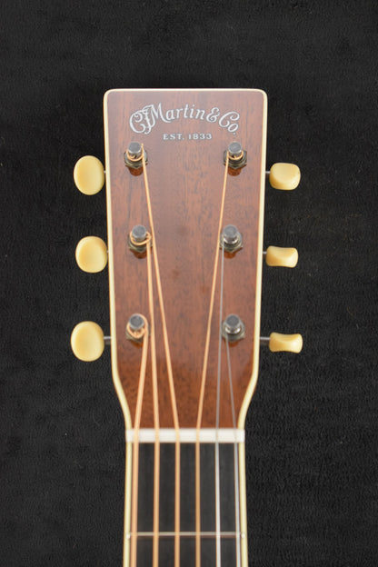 Martin Custom Shop Dreadnought Sloped Shoulder Mahogany Natural Gloss