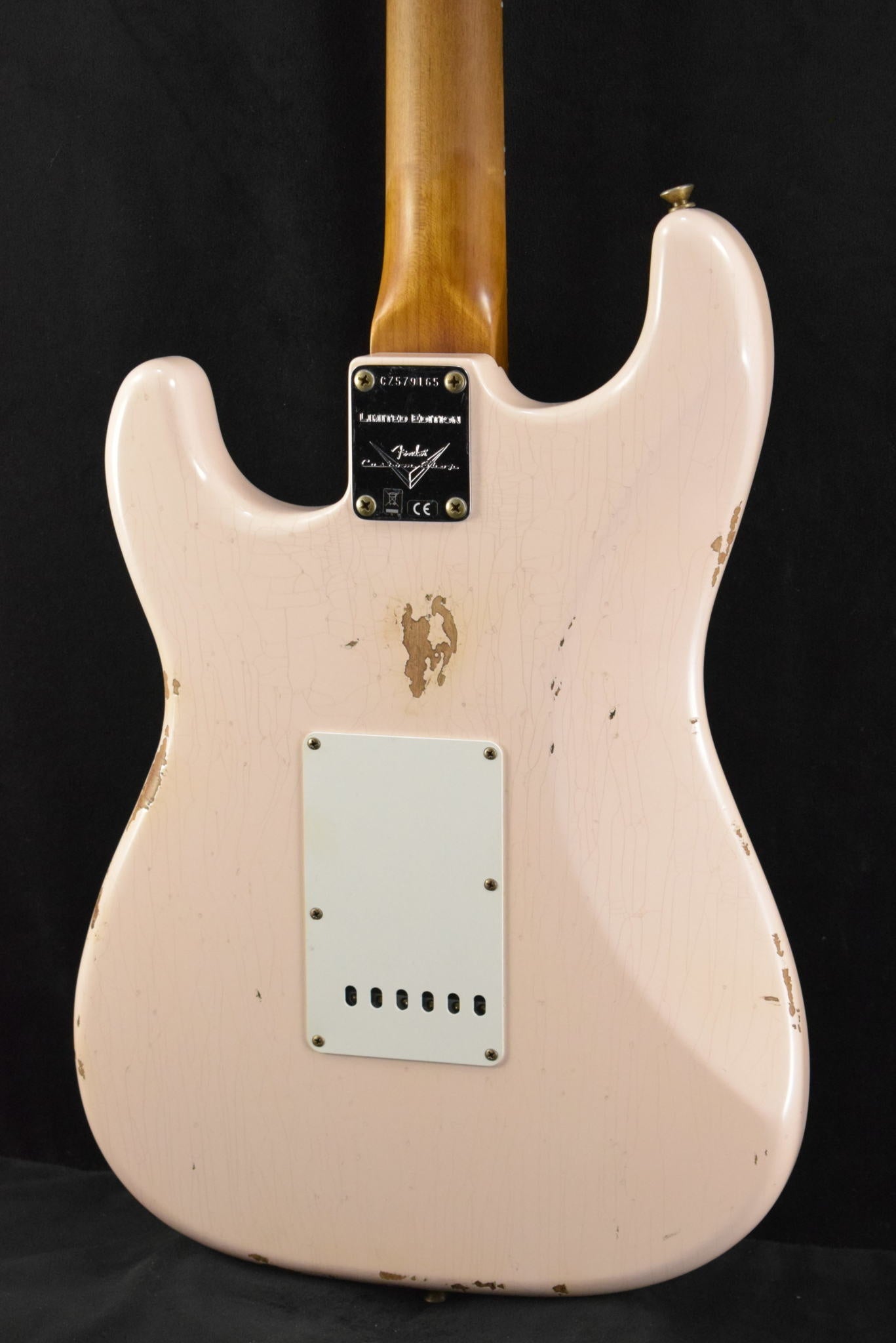 Fender Limited Edition '64 Stratocaster Relic - Super Faded Aged Shell Pink