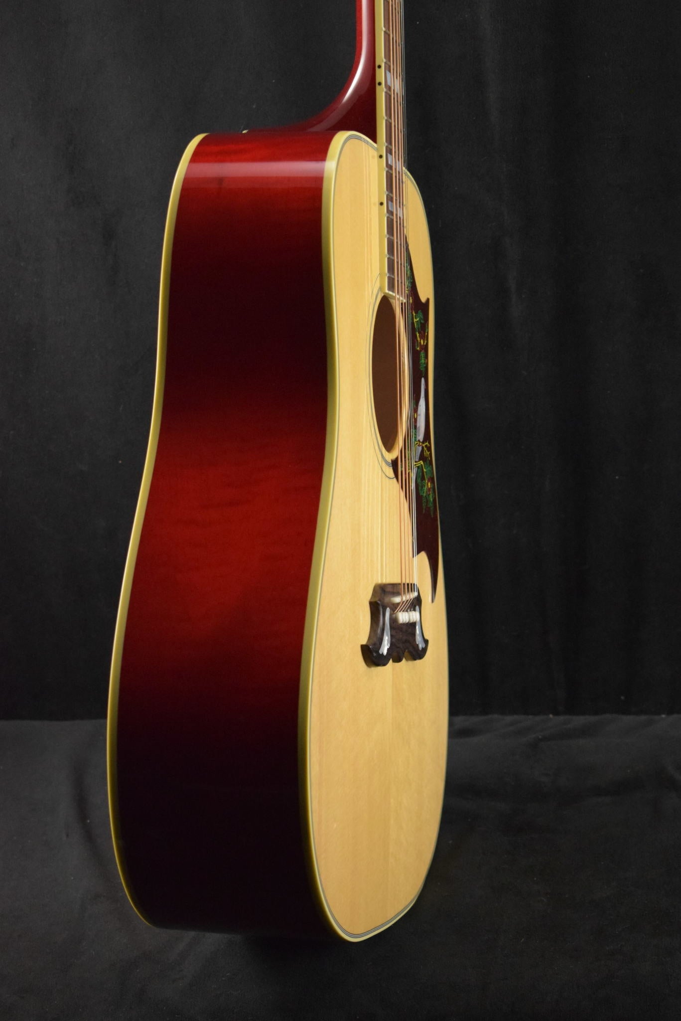 Gibson Dove Original Antique Natural