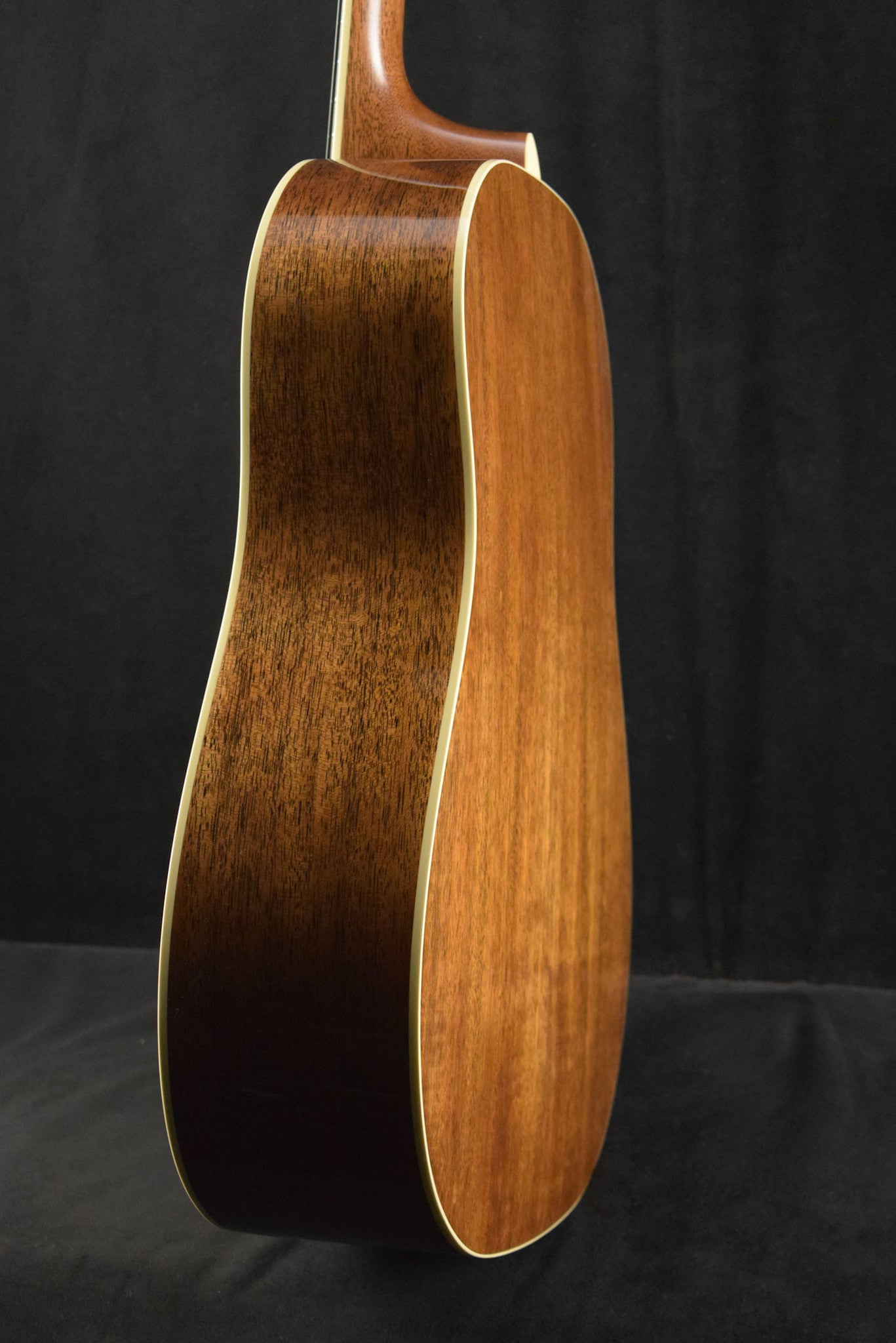 Martin Custom Shop Dreadnought Sloped Shoulder Mahogany Natural Gloss