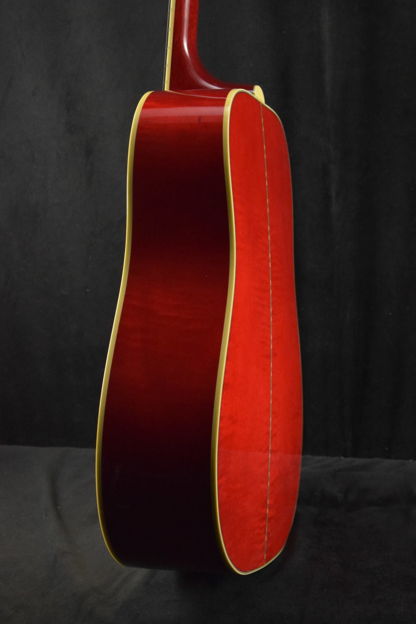 Gibson Dove Original Antique Natural