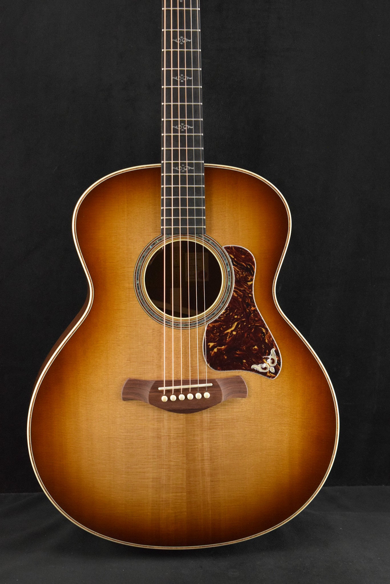 Taylor Gold Label 814e Koa SB Sunburst Top