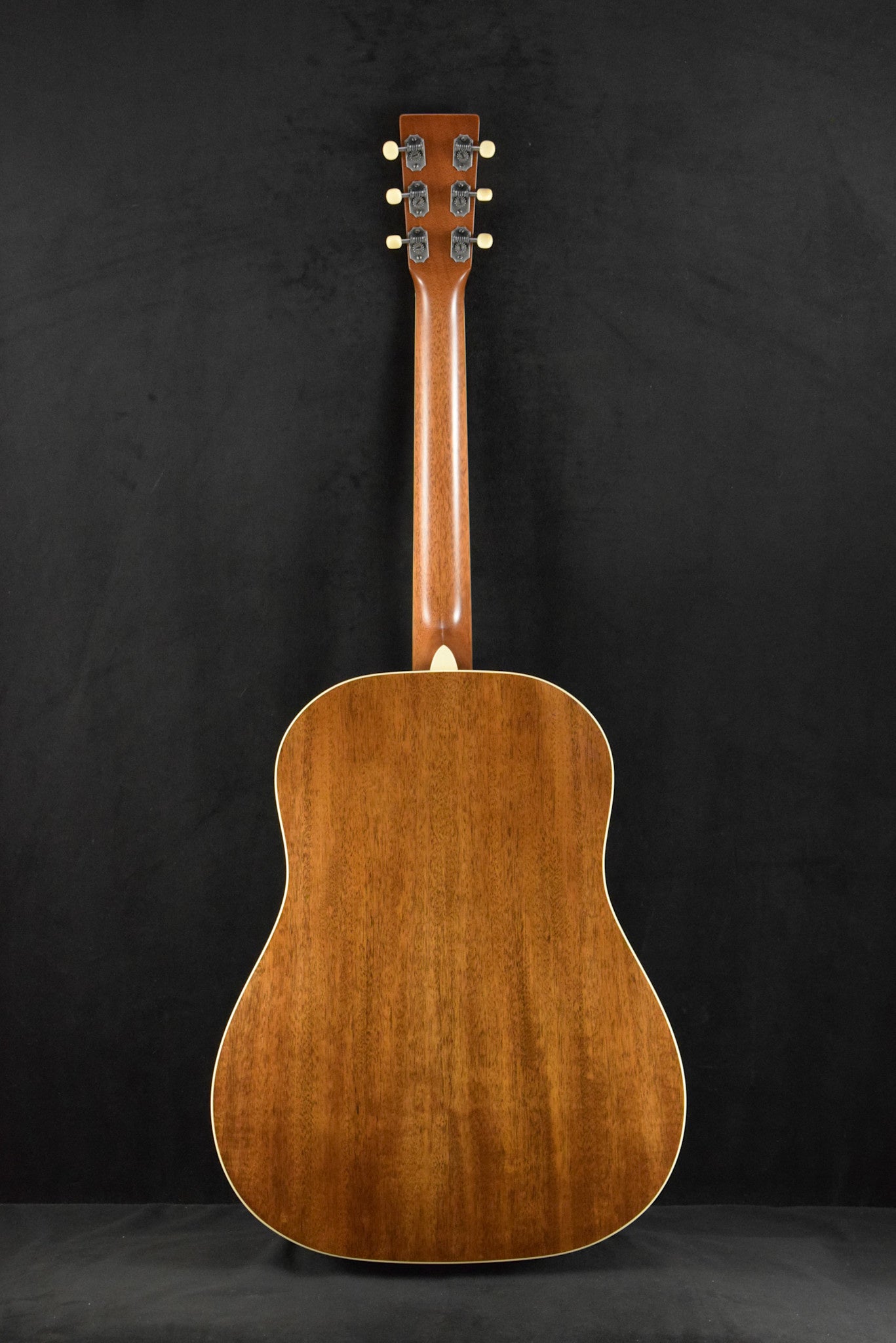 Martin Custom Shop Dreadnought Sloped Shoulder Mahogany Natural Gloss