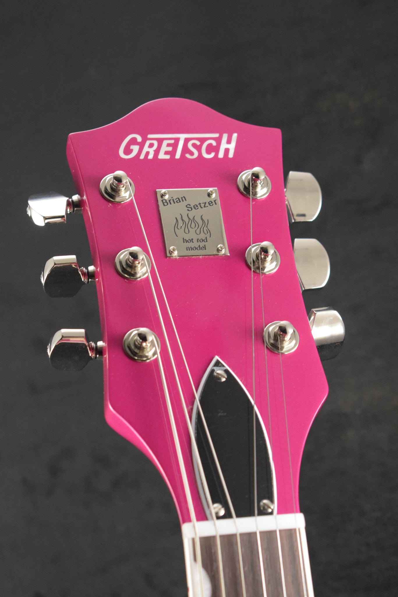 Gretsch G6120T-HR Brian Setzer Signature Hot Rod Hollow Body with Bigsby Candy Magenta
