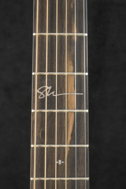 Martin 000JR-10E Shawn Mendes