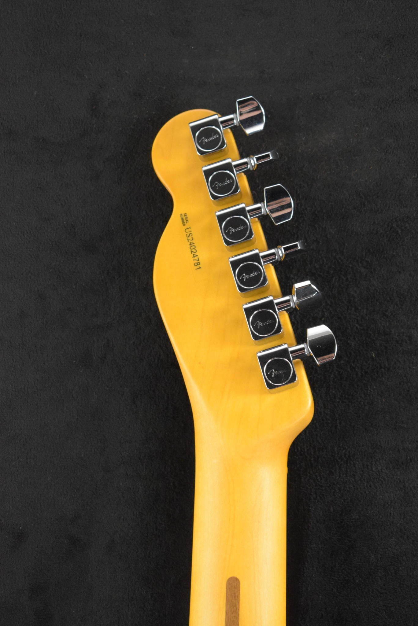 Fender American Professional II Telecaster Thinline Transparent Shell Pink Maple Fingerboard