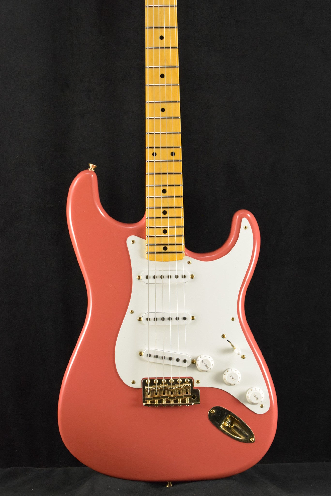Fender 1955 Stratocaster DLX Closet Classic with Gold Hardware - Faded Aged Fiesta Red