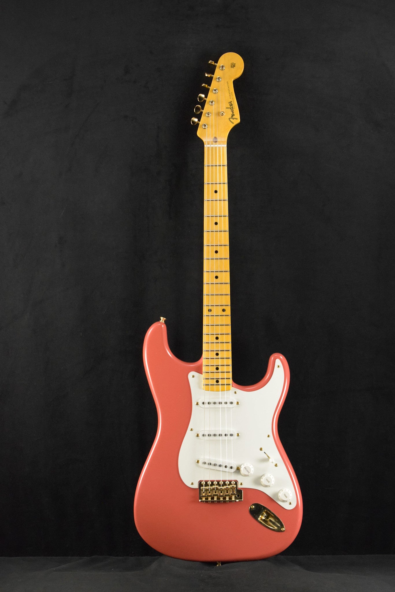 Fender 1955 Stratocaster DLX Closet Classic with Gold Hardware - Faded Aged Fiesta Red