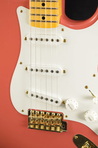 Fender 1955 Stratocaster DLX Closet Classic with Gold Hardware - Faded Aged Fiesta Red