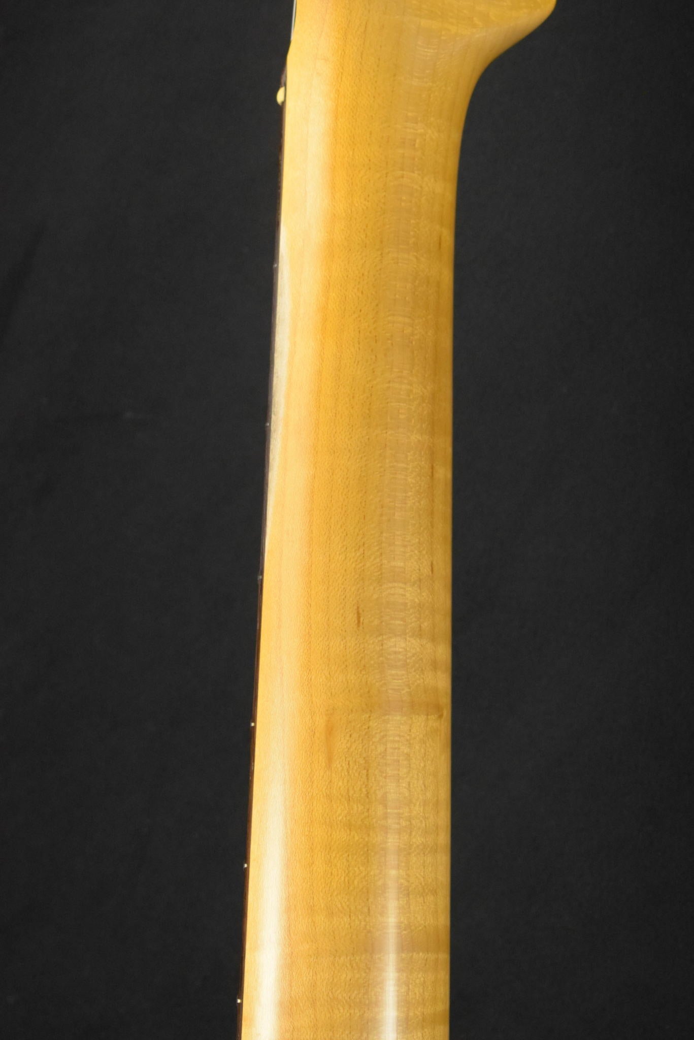 Fender Limited Edition '64 Stratocaster Journeyman Relic - Aged Burgundy Mist Metallic