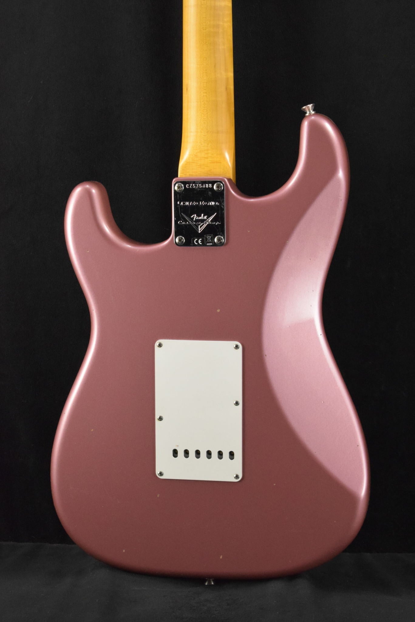 Fender Limited Edition '64 Stratocaster Journeyman Relic - Aged Burgundy Mist Metallic