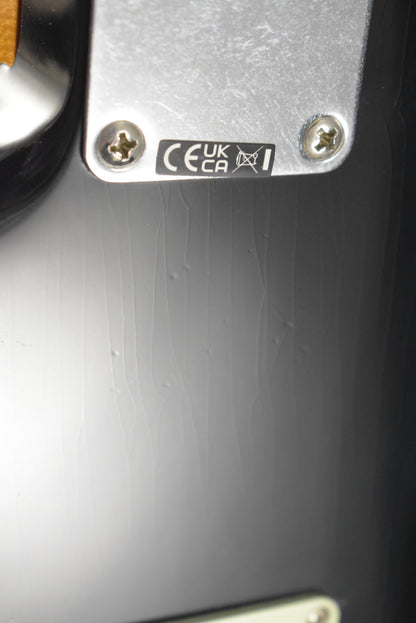 Fender Limited Edition Vintera II Road Worn '60s Stratocaster Black Maple Fingerboard