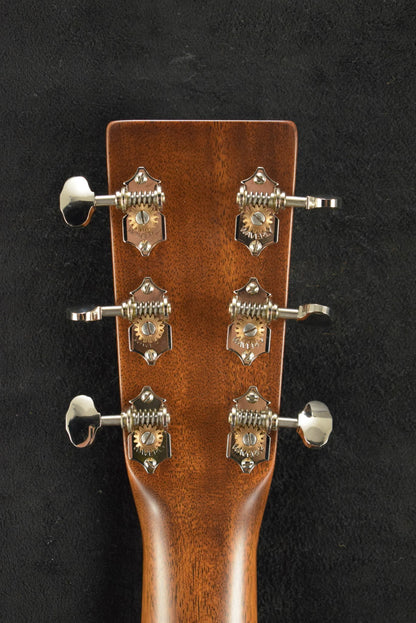 Martin Custom Shop Dreadnought Mahogany Adirondack Spruce VTS Natural