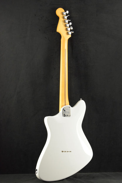 Fender American Ultra II Meteora Avalanche Maple Fingerboard