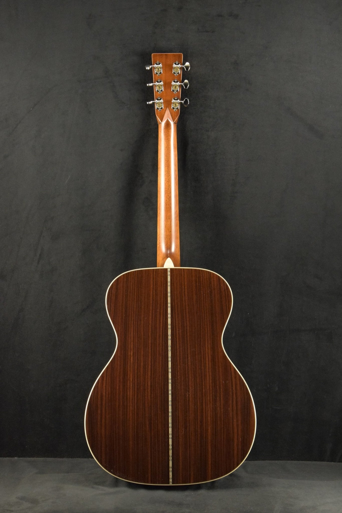 Martin 000-28 Brooke Ligertwood Sunburst #339