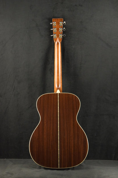 Martin 000-28 Brooke Ligertwood Sunburst #339