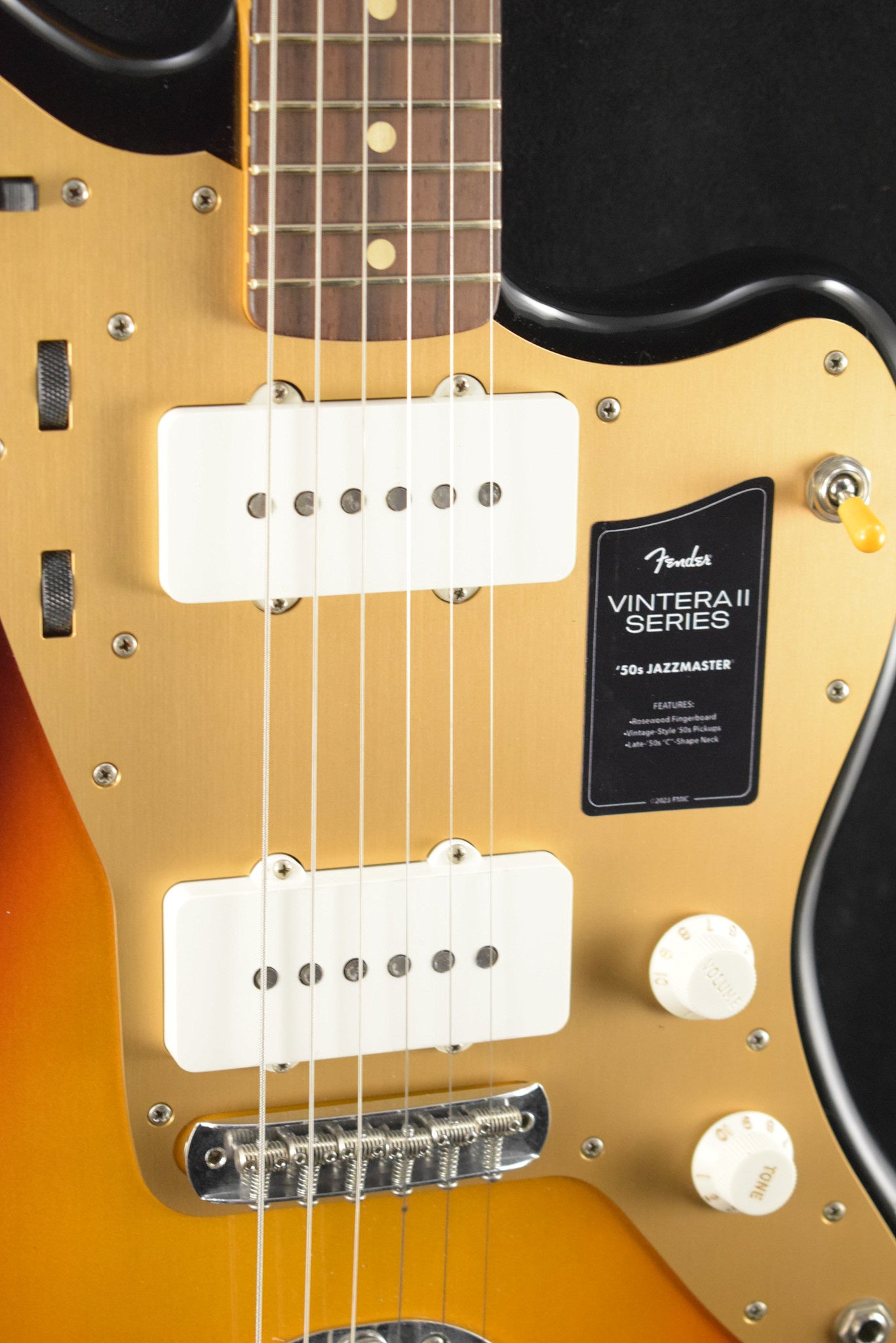 Fender Limited Edition Vintera II Road Worn '50s Jazzmaster 3-Color Sunburst Rosewood Fingerboard