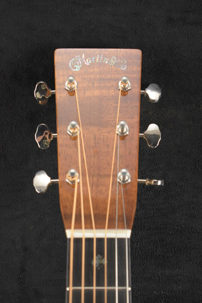 Martin Custom Shop Dreadnought Acoustic-Electric Cutaway Flamed Koa/Sitka Spruce Natural Gloss